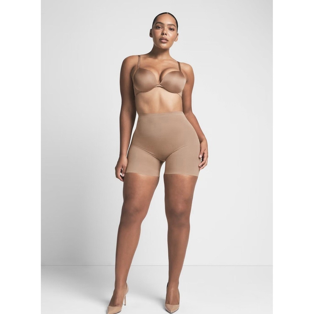 Skims Barely There Low Back Short Size 3x NWT Beige - Picture 2 of 4
